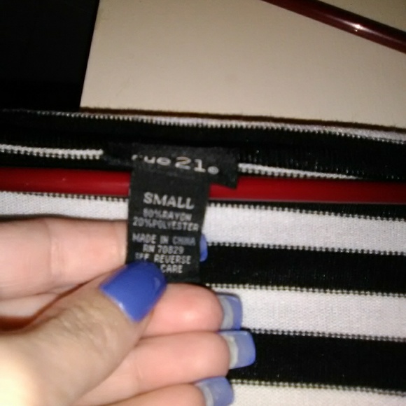 Sweater - Picture 3 of 3